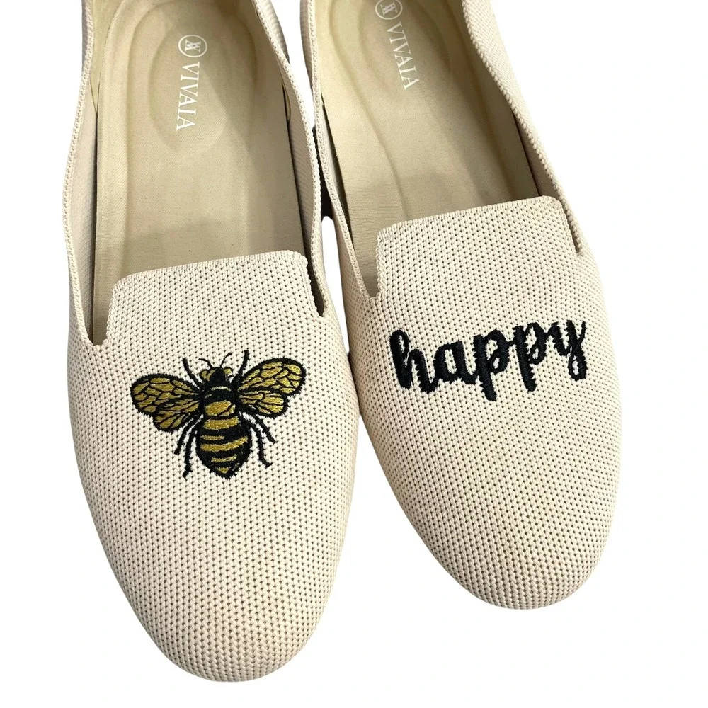 Vivaia Round-Toe Bee Happy Embroidered Loafers flats‎ Size 9 cream ivory